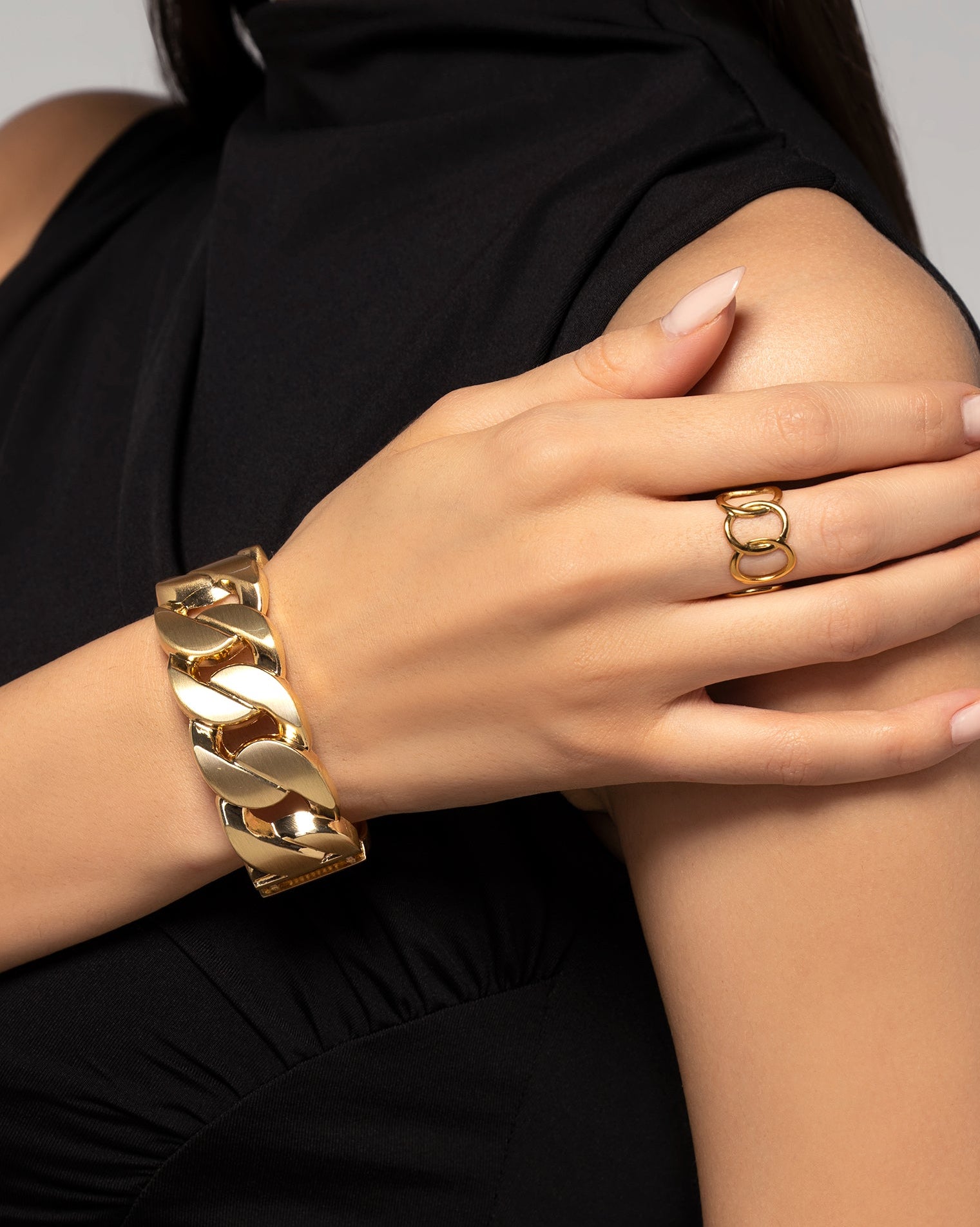 Vogue Chunky 18K Gold Plated Bracelet