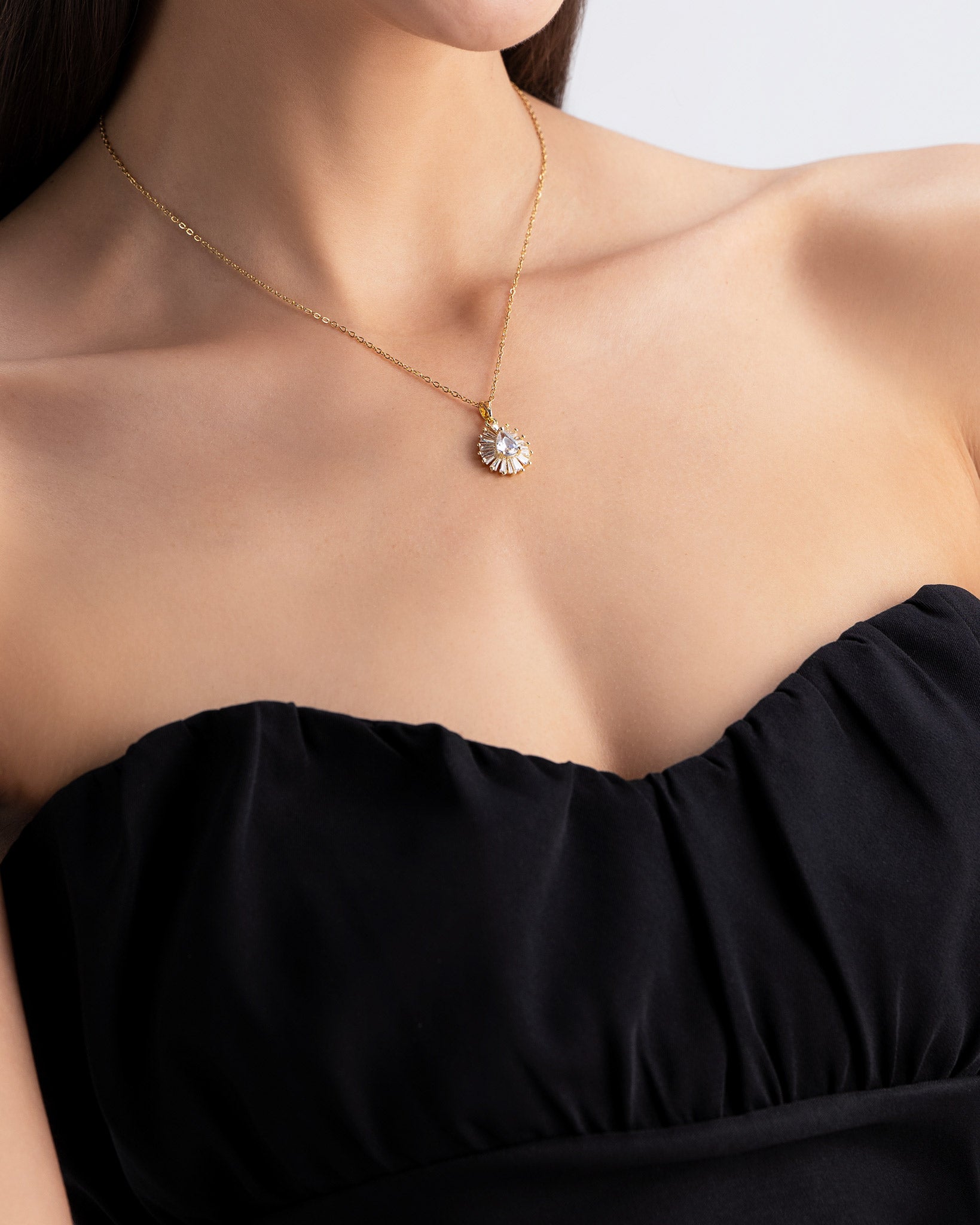 Stellar Dew Solitaire Necklace