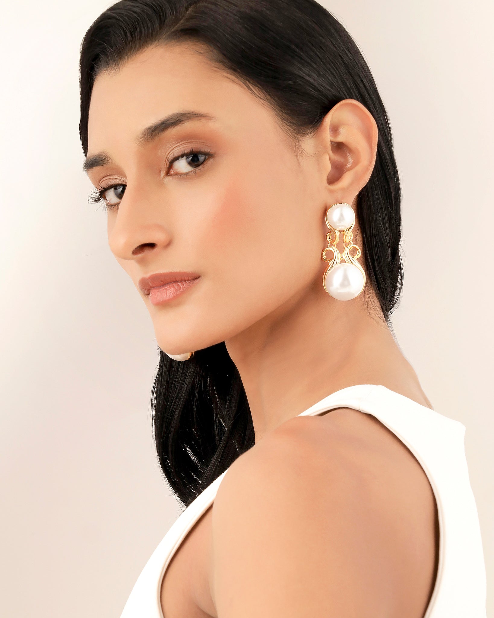Grandeur 22K Gold Plated Earrings