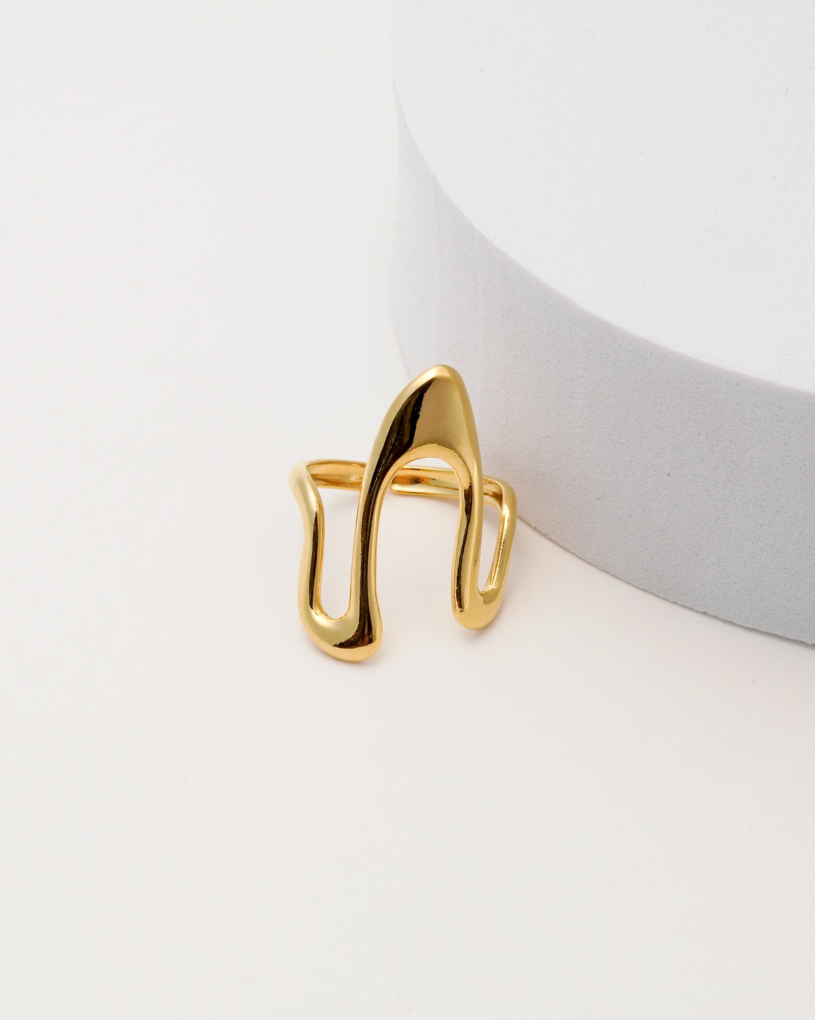 Curve 18K Gold Plated Ring